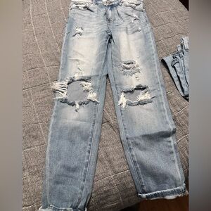 Kancan “mom” jeans